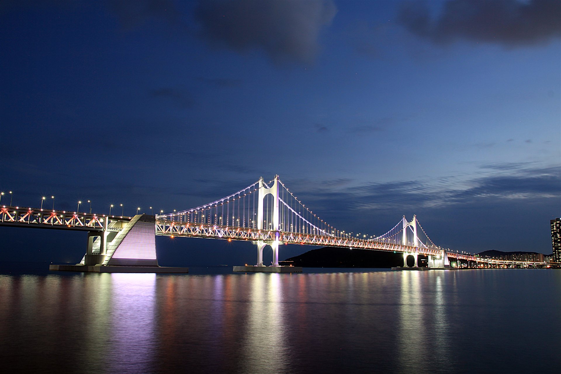 부산 광안대교 야경